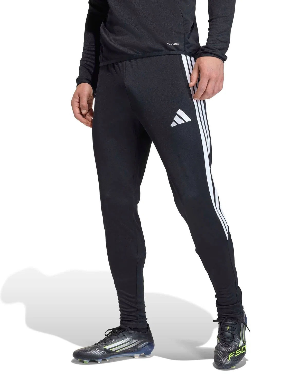 Джоггеры тренировочные Tiro26 League Regular adidas, черный