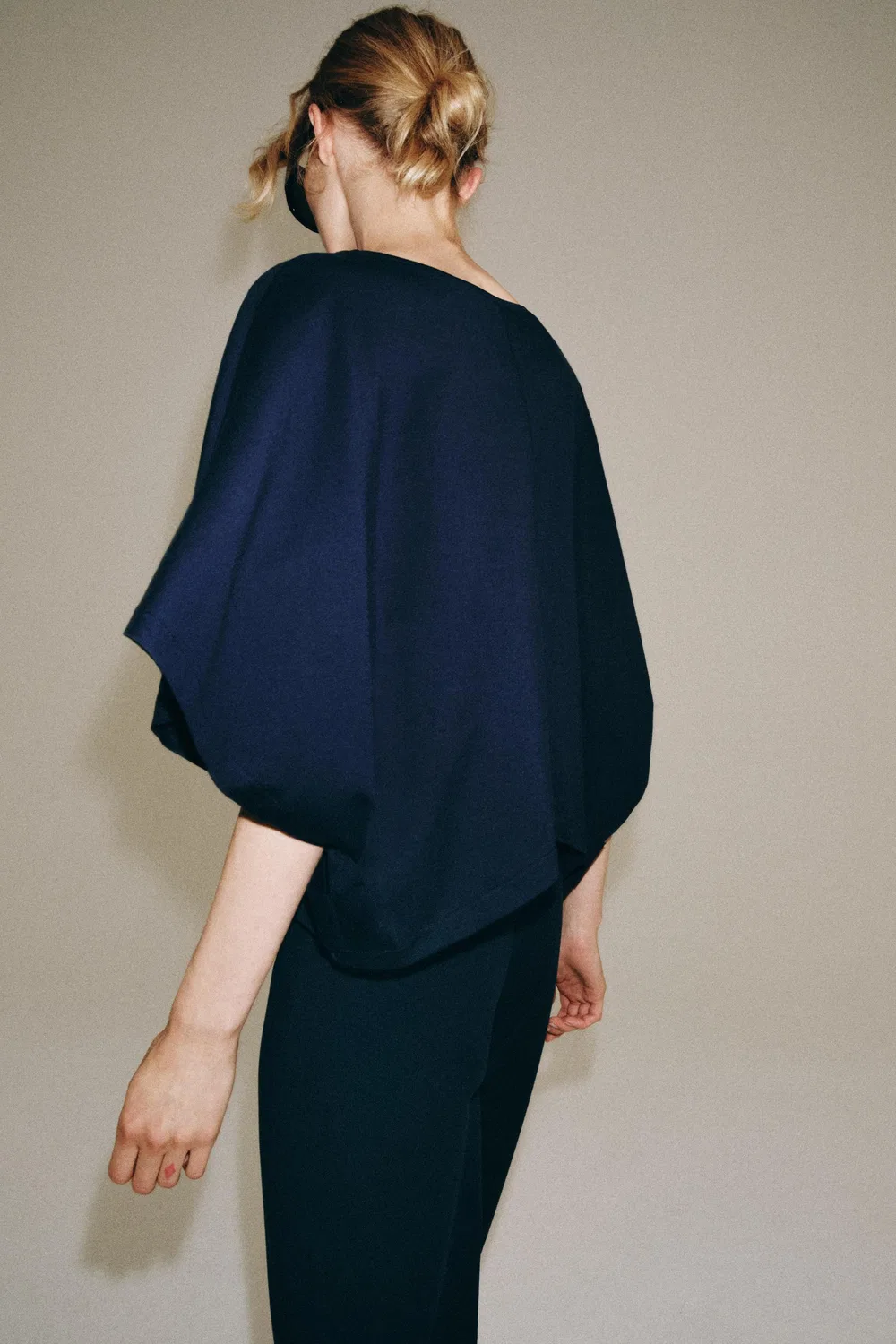 Хлопковая футболка в стиле накидки ZARA, Navy blue — фото 3