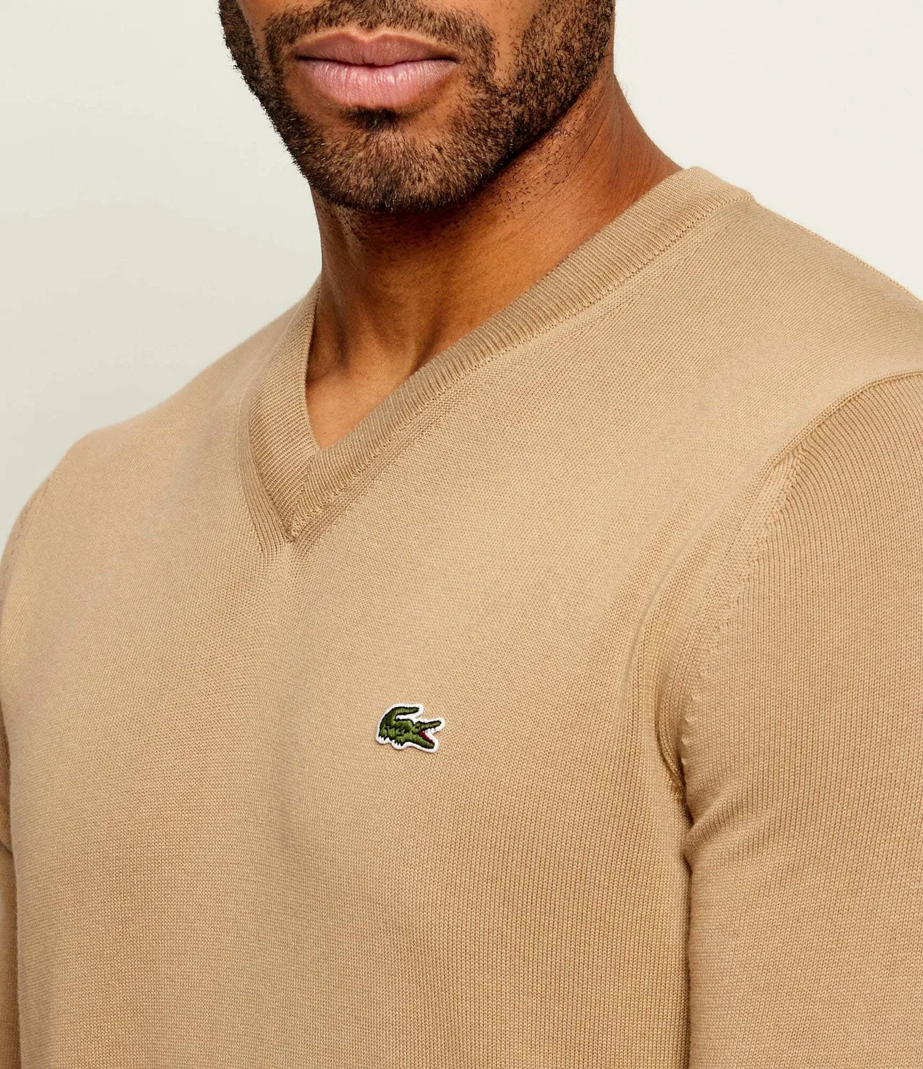 Свитер с V-образным вырезом Lacoste, бежевый — фото 4