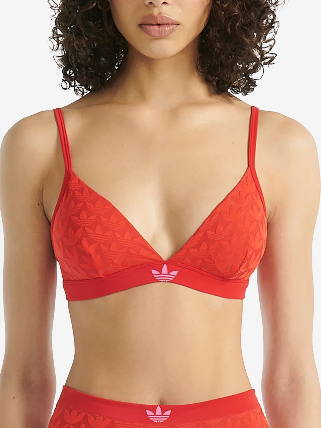 Спортивный бюстгальтер Adidas Originals Triangle Bra Terrot Flex красного цвета — фото 3