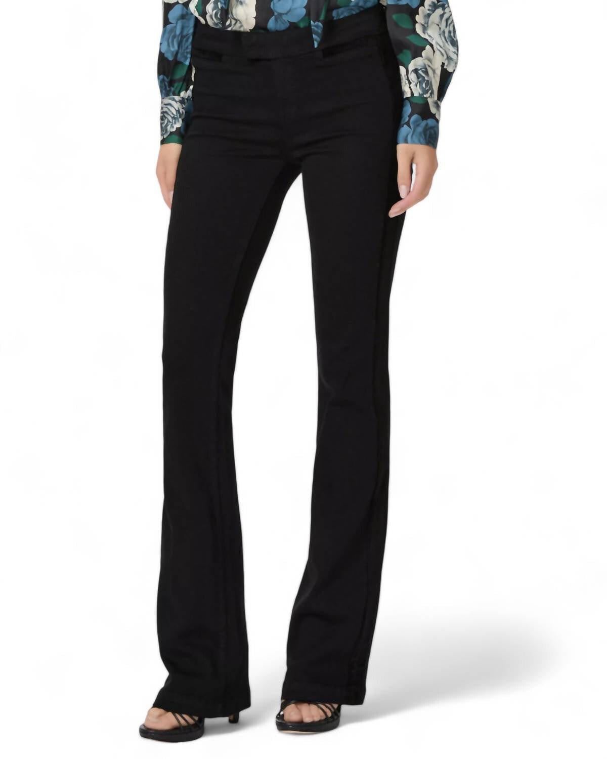 

Джинсы Manhattan с бархатной отделкой Boss Black Paige