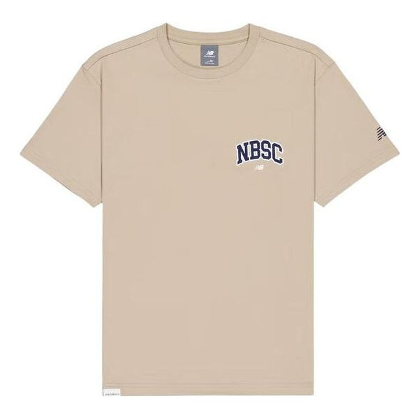 

Футболка маленькие nbsc графические Футболка New Balance, бежевый