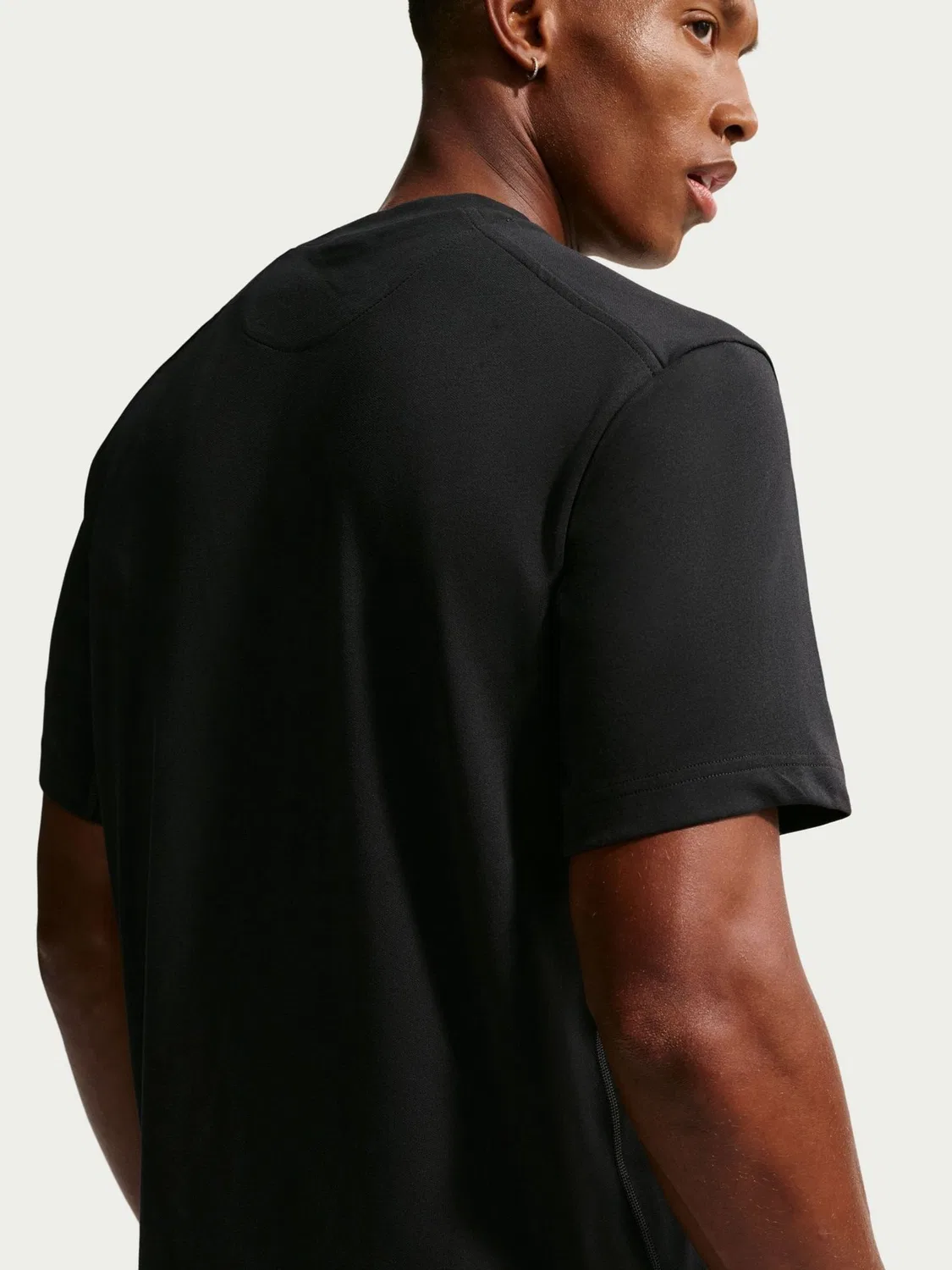 Футболка Dri-FIT Primary Nike, черный — фото 4