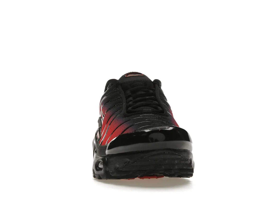 Детские кроссовки Lifestyle с амортизацией Nike Air Max Plus Nike, Red/Black — фото 2