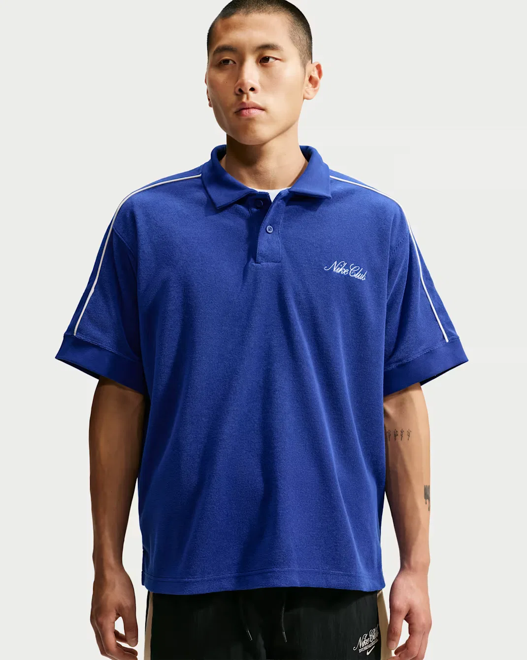 Мужская рубашка поло из французского махрового трикотажа Nike Sportswear Club, Deep Royal Blue/Phantom/White/Phantom