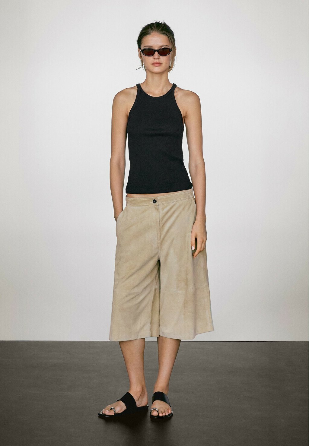 

Топ STRAPPY HALTER Massimo Dutti, черный
