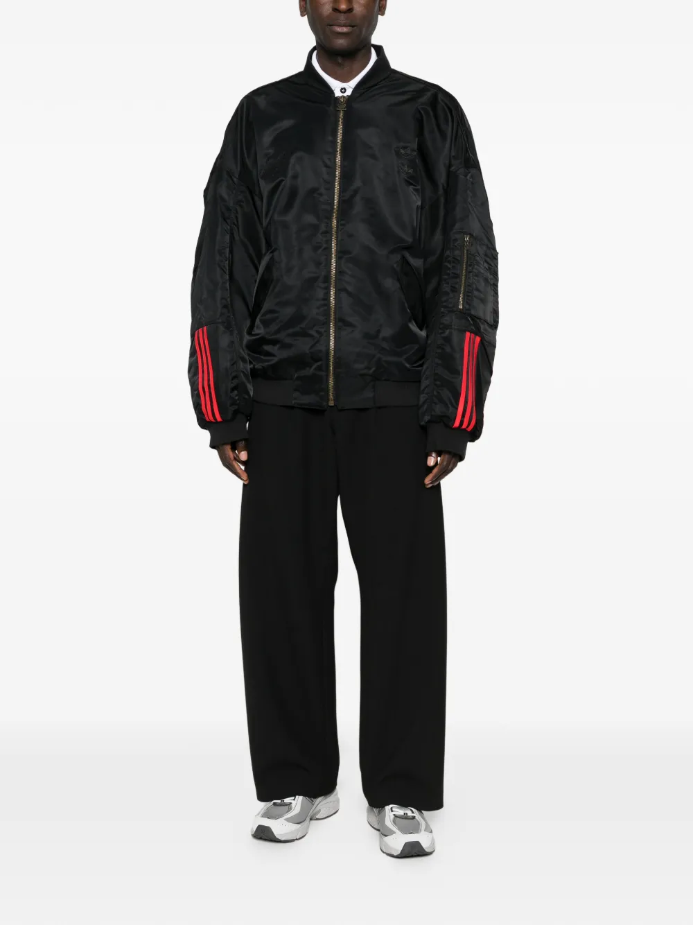 Атласная бомбер-куртка X Willy Chavarria Adidas, черный — фото 2