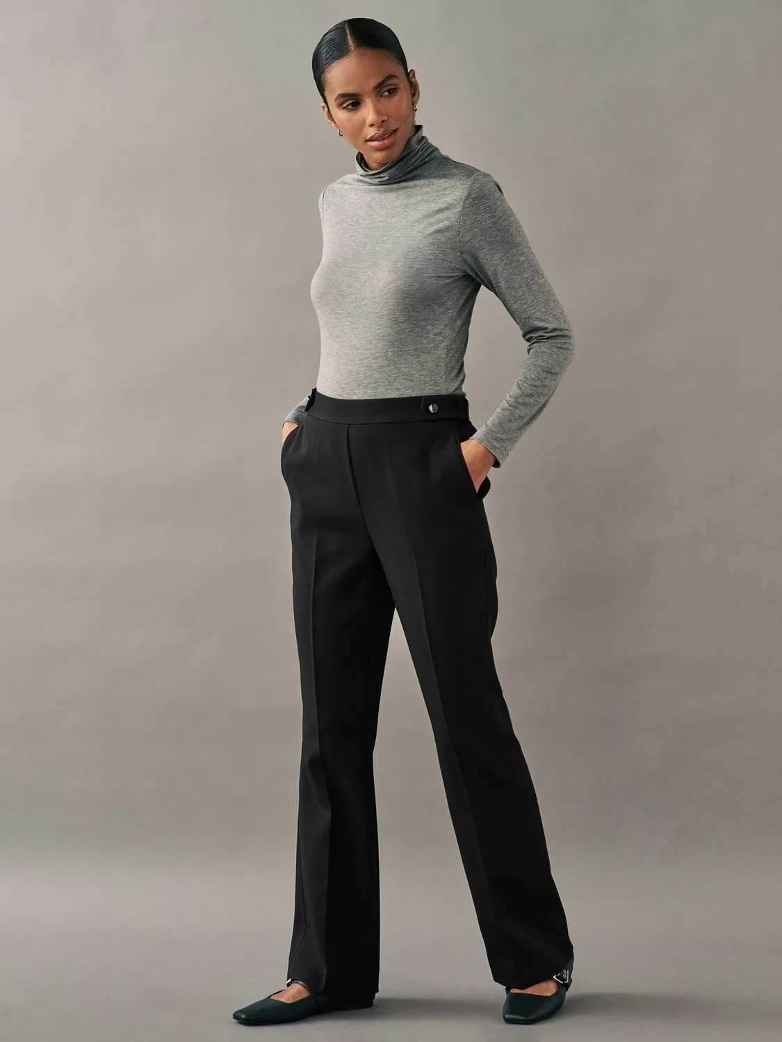 Брюки зауженные к низу, модель Bootcut Next, черный