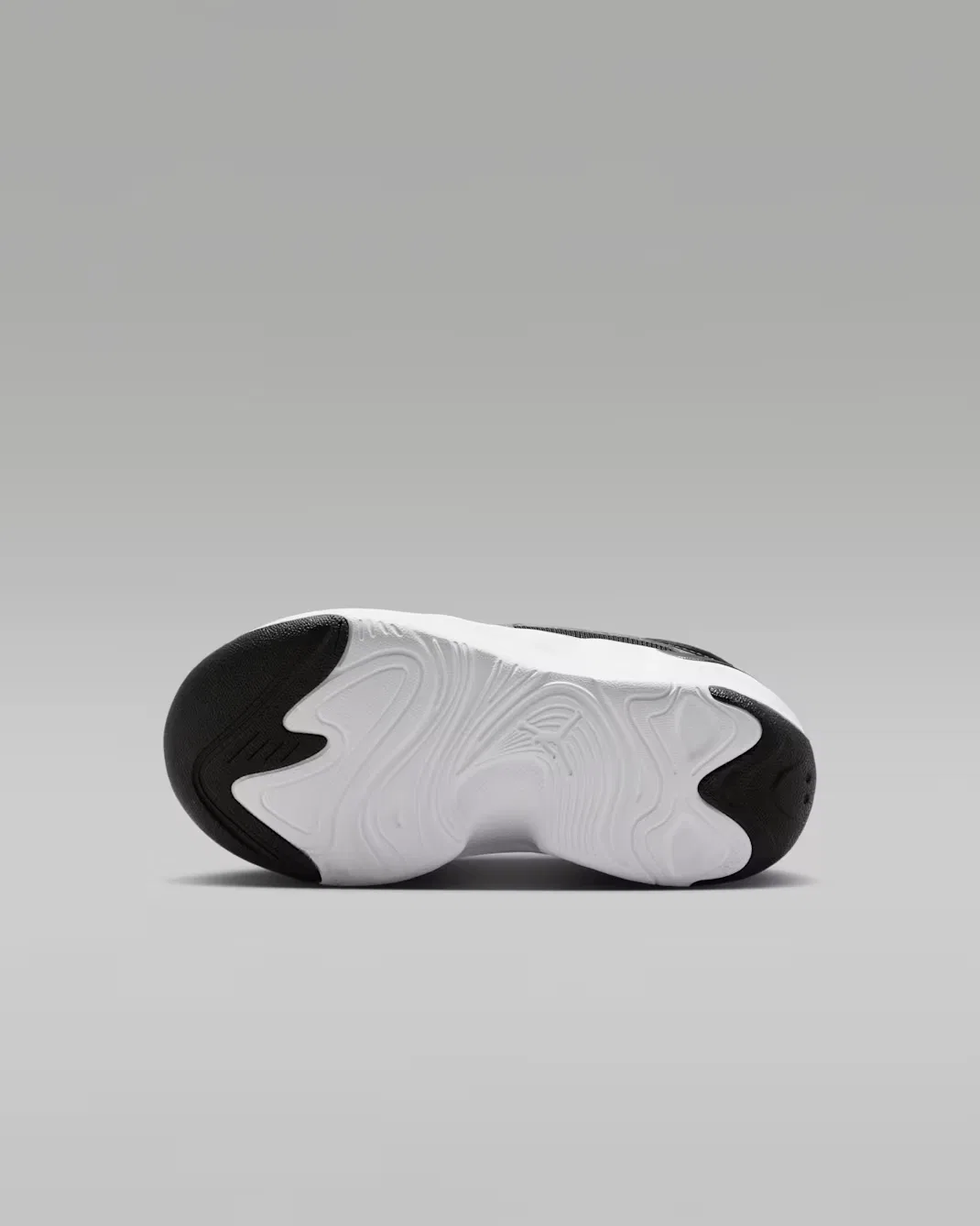 Детские кроссовки Jordan Max Aura 7, Cool Grey/White/Black — фото 2