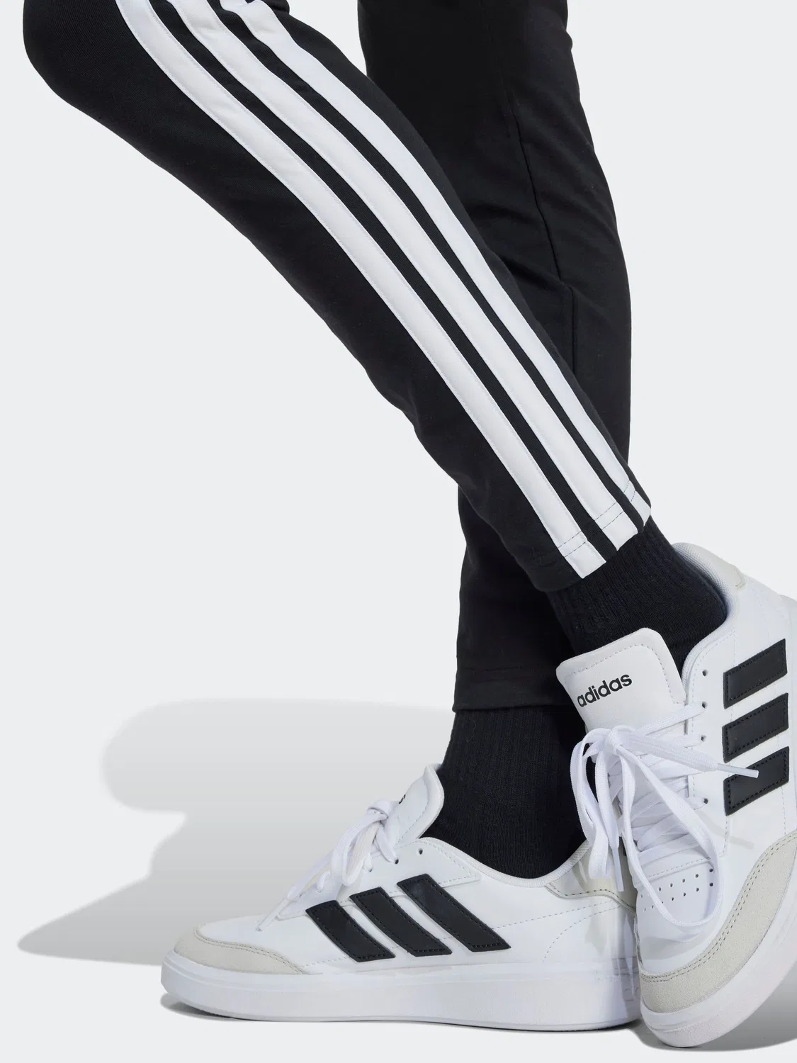 Леггинсы с лампасами adidas Essentials, черные/белые — фото 4