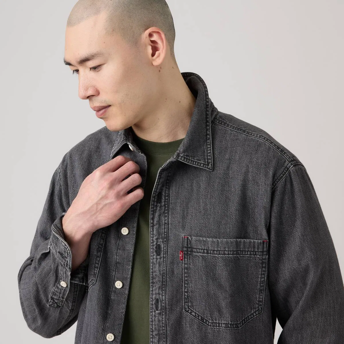 Свободная джинсовая рабочая рубашка Mariposa Levi's, Shirley Washed Black - Black — фото 2