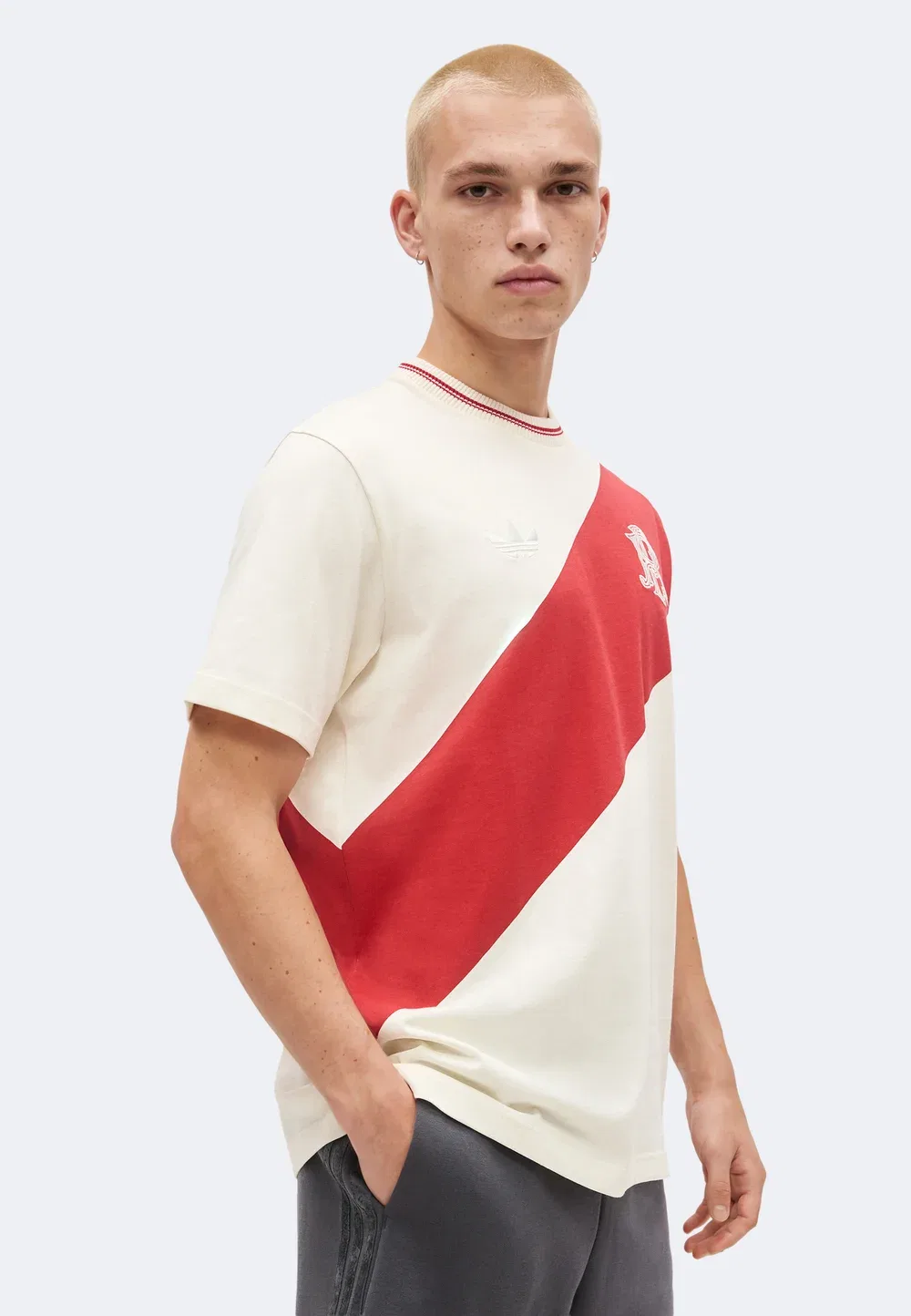 Клубная форма в честь 125-летия клуба «Ривер Плейт» Adidas Originals, Off White — фото 4