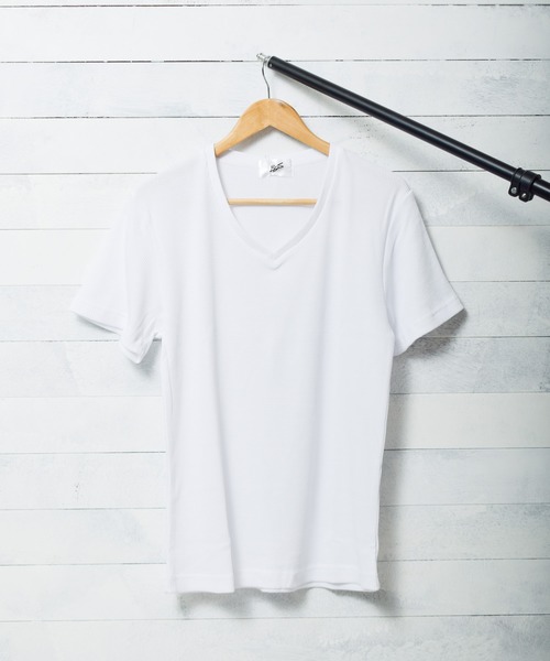 

Термофутболка с короткими рукавами и V-образным вырезом INNOCENT, белый