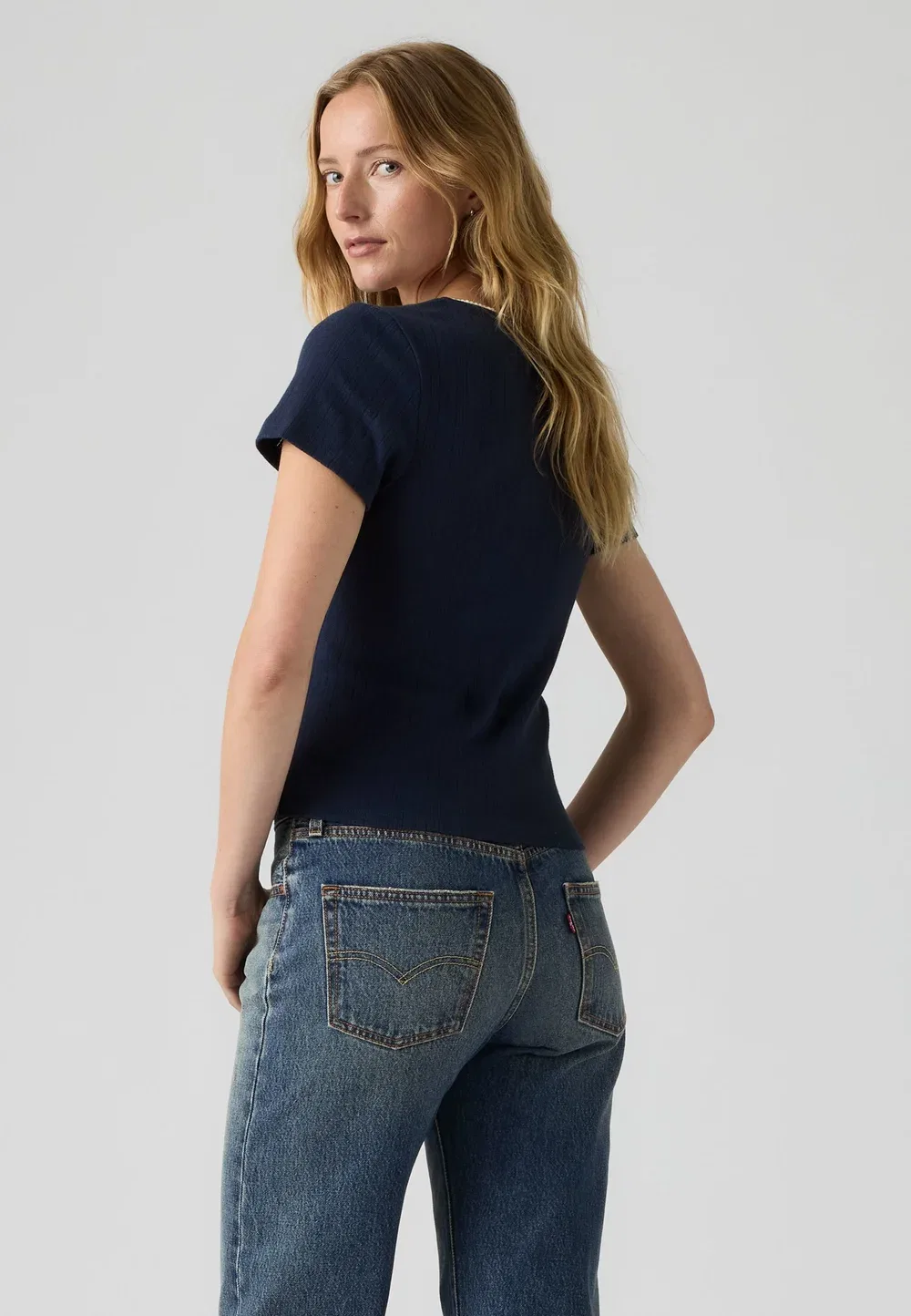 Милашка - простая футболка Levi'S, Navy — фото 3
