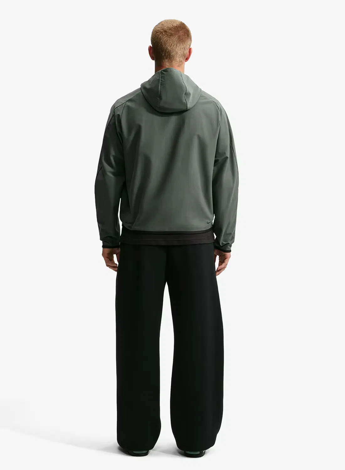 Куртка ветровка с принтом Tech Knit Windrunner Nike, зеленый — фото 2