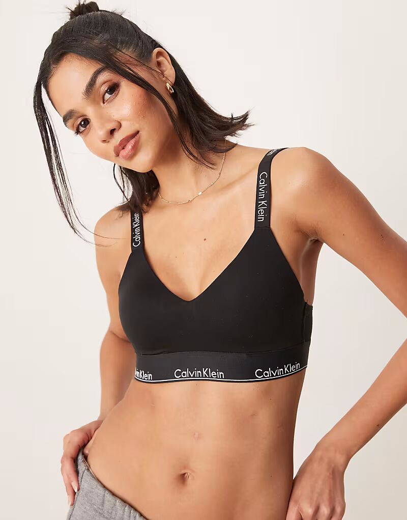 

Бюстгальтер-бралетт Calvin Klein Modern Cotton с легкой подкладкой и логотипом на ленте черного цвета
