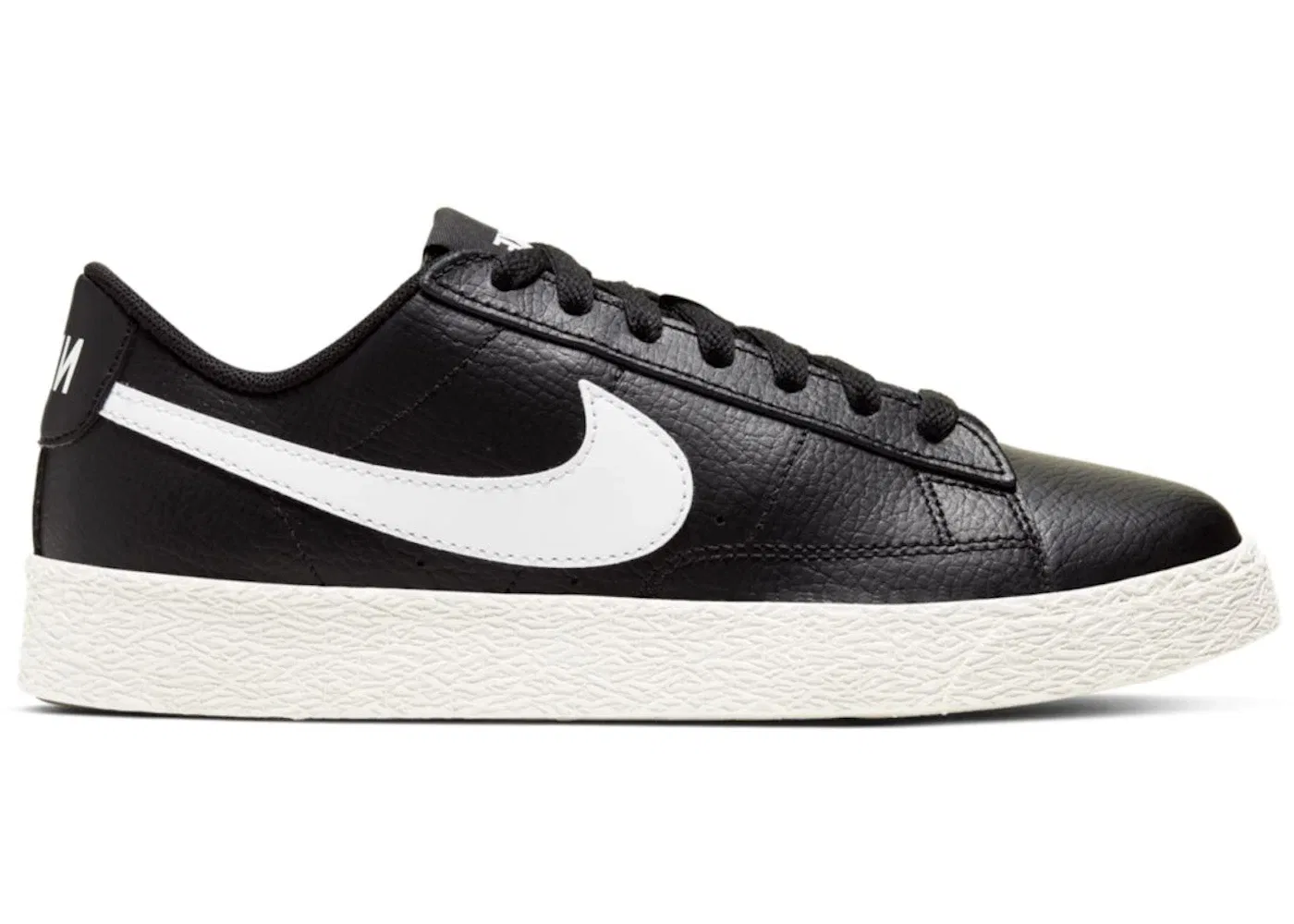 Детские кроссовки Lifestyle Nike Blazer Low, Black/Sail/Gum Light Brown/White