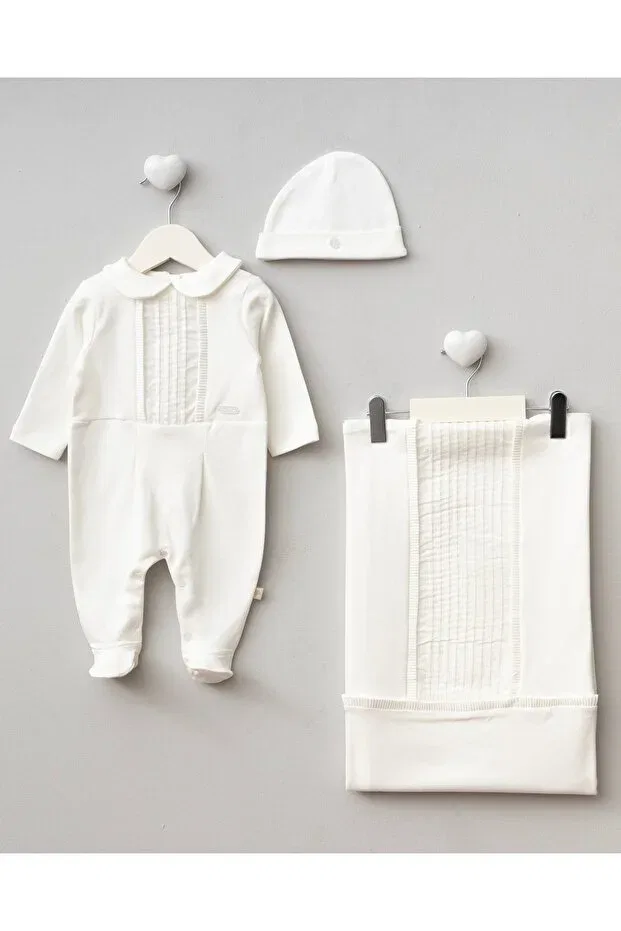 Детский комплект для выписки из роддома с воланами 3 предмета Mert Baby, White — фото 2