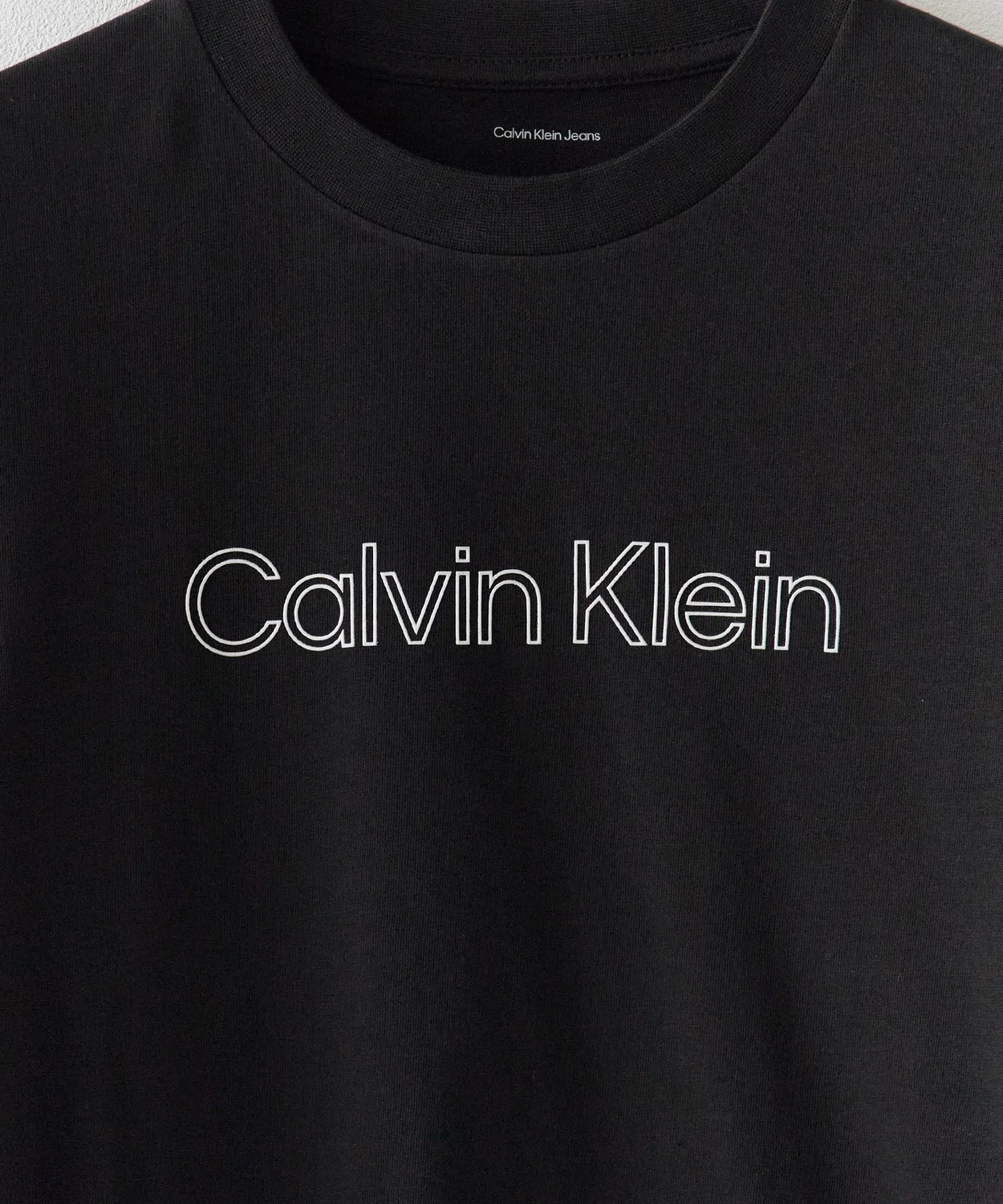 Футболка с длинным рукавомCalvin Klein SS 20S EU SPW HD SHIN STNDRD GRAPHIC TEE, Olive — фото 4