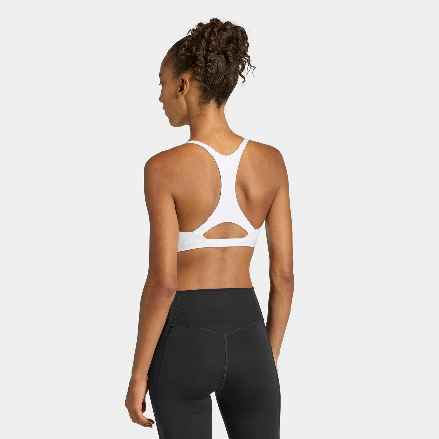 Женский спортивный бюстгальтер для легких тренировок Optime Essentials Adidas Performance, White — фото 2