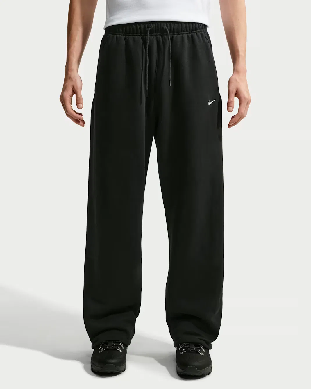 Мужские брюки на резинке Nike Solo Fleece, Total Black/Sail — фото 2