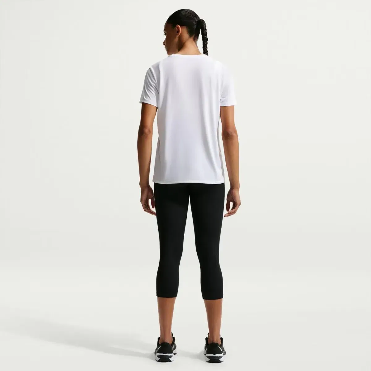 Женская футболка с технологией Dri-FIT Nike, Blanco — фото 3
