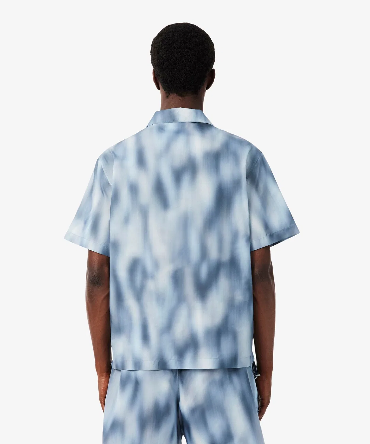 Мужская рубашка с омбре-принтом, с открытым воротником LACOSTE, Light Blue — фото 4