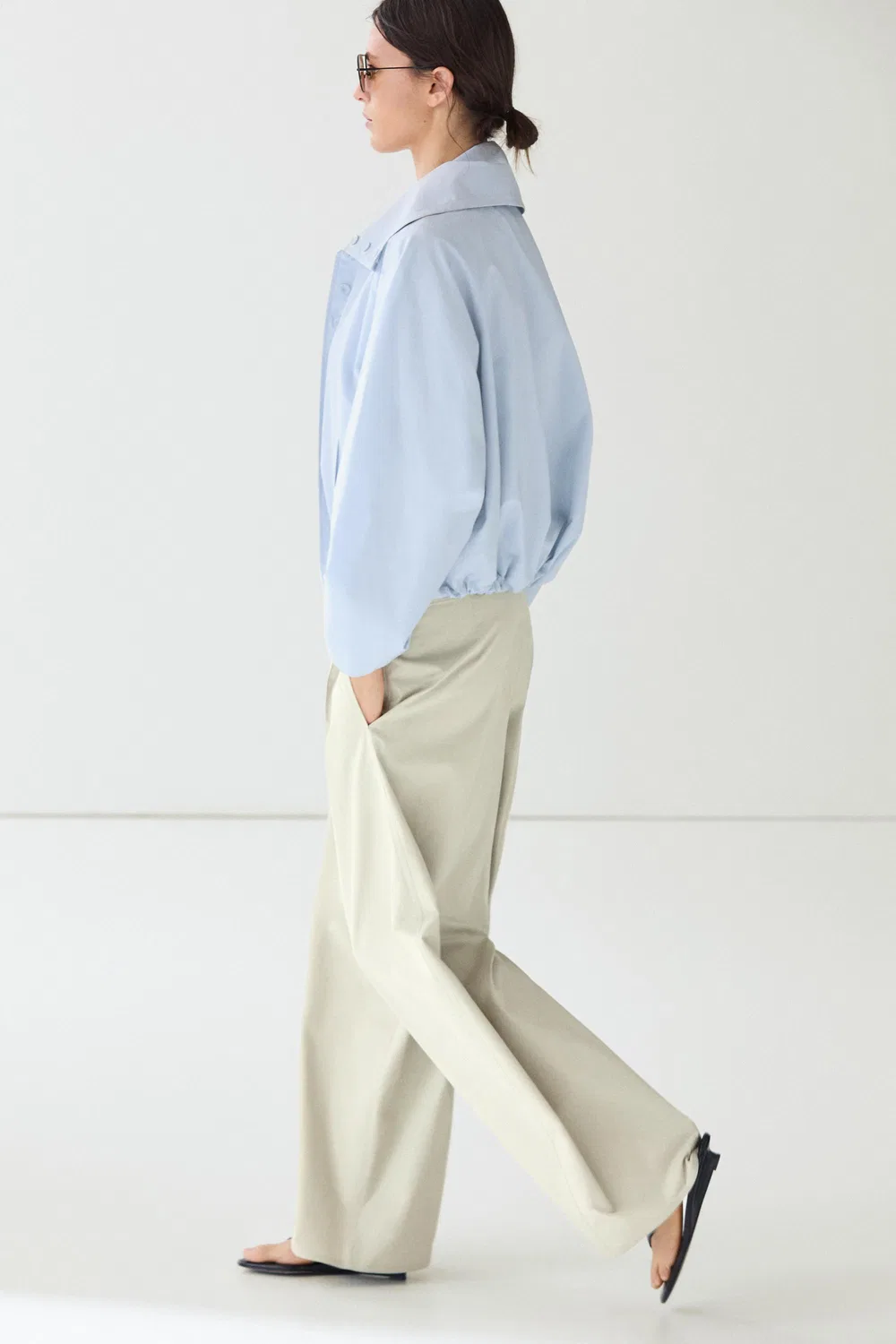 Широкие брюки Massimo Dutti, с плиссированным поясом, серовато-зеленый — фото 3
