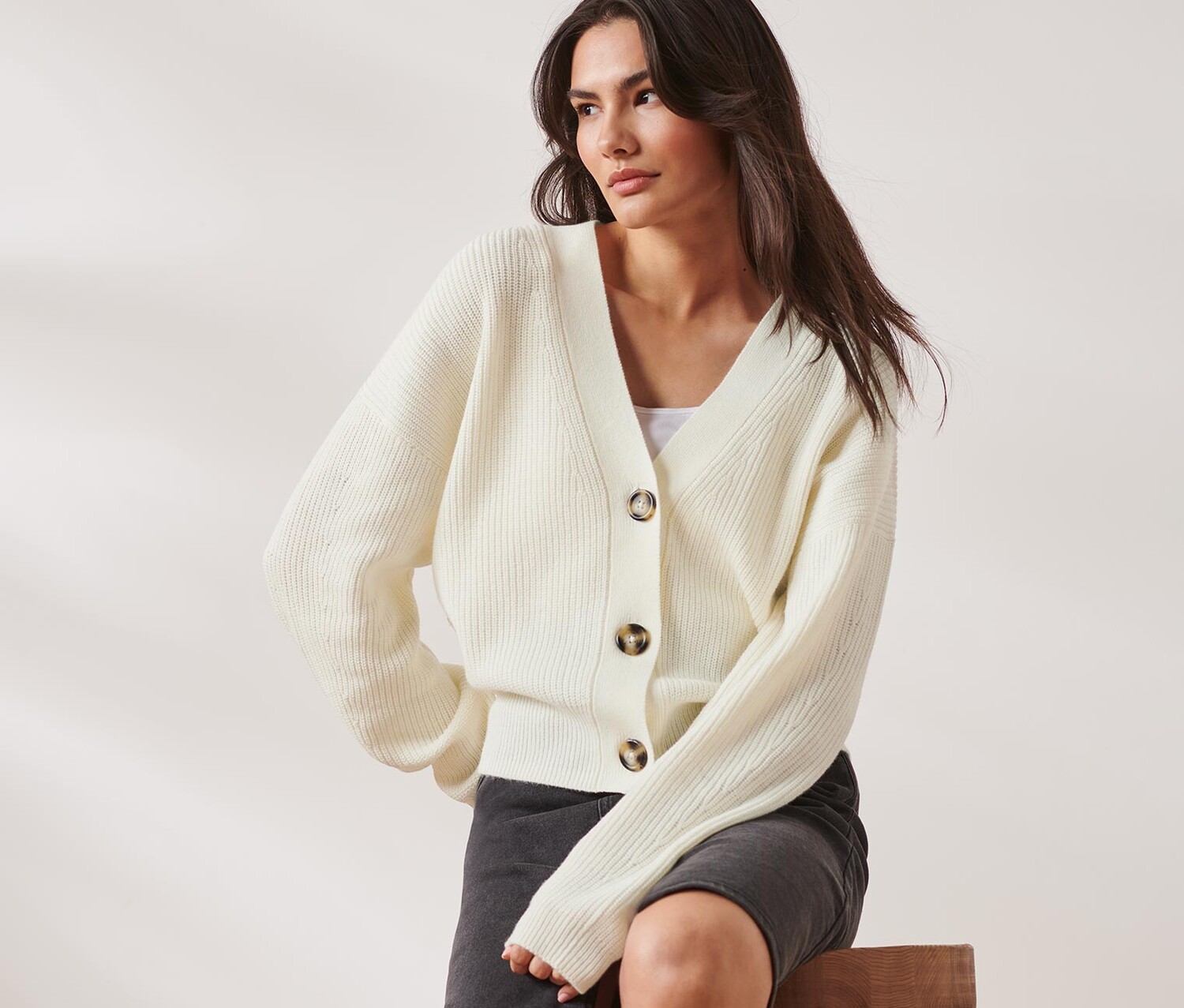 

Кардиган крупной вязки из шерсти Tchibo, кремово-белый