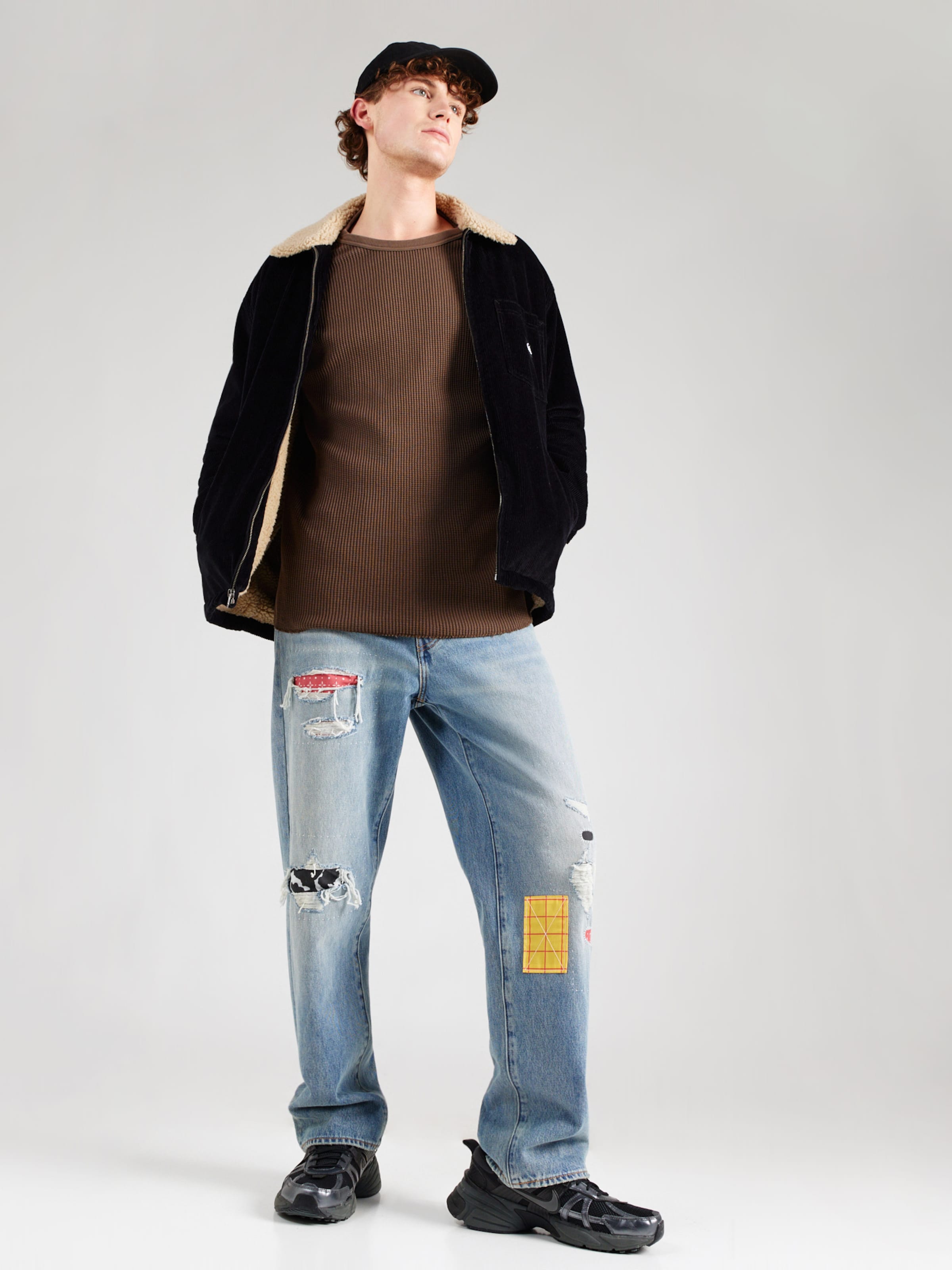 LEVI'S  Футболка 'Long Sleeve Relaxed Thermal Tee' в цвете Brown — фото 4