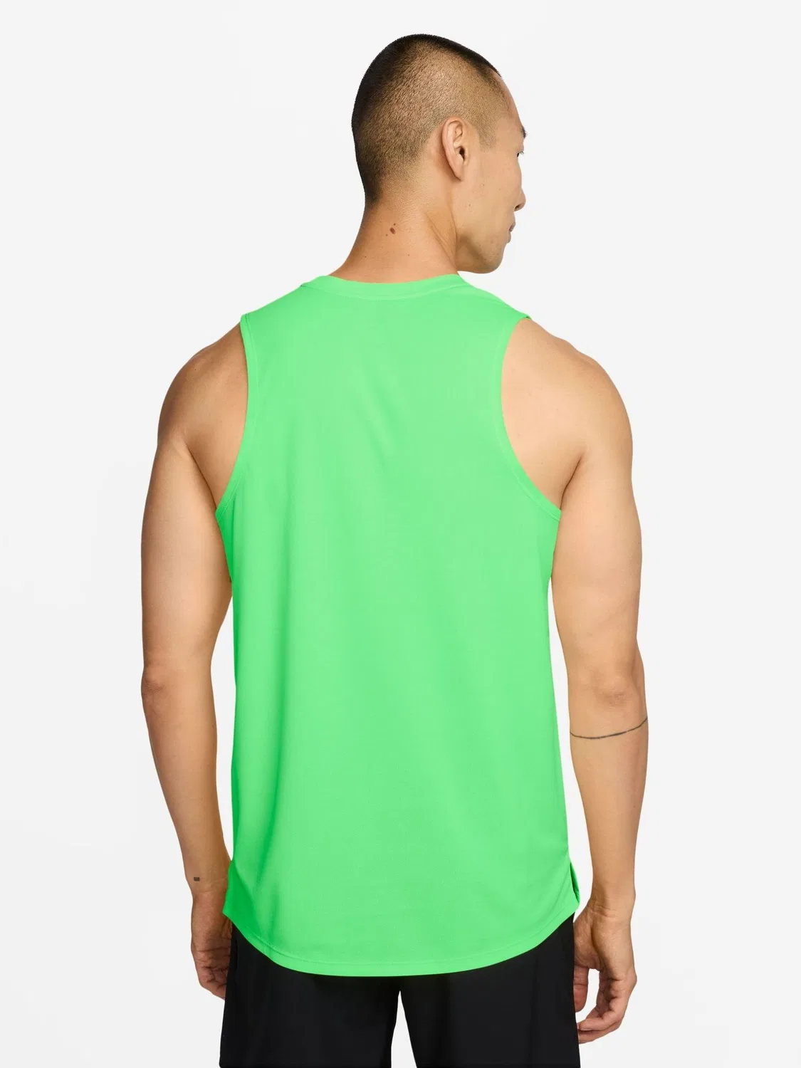 Жилет беговой Nike Miler Dri-FIT, Illusion Green — фото 2