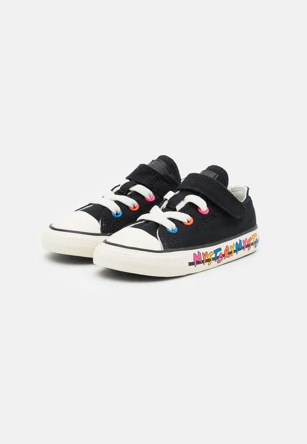 Детские кроссовки Converse, черный/розовый — фото 2