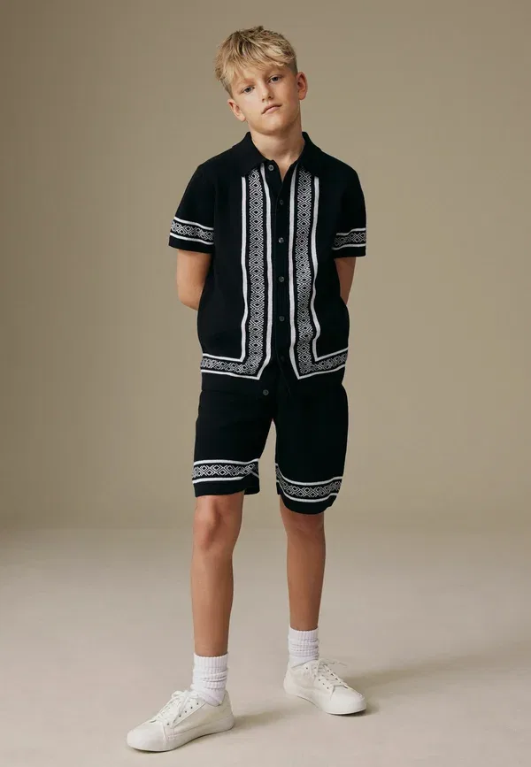 Комплект из шорт и топа с принтом Regular fit set Next, Monochrome