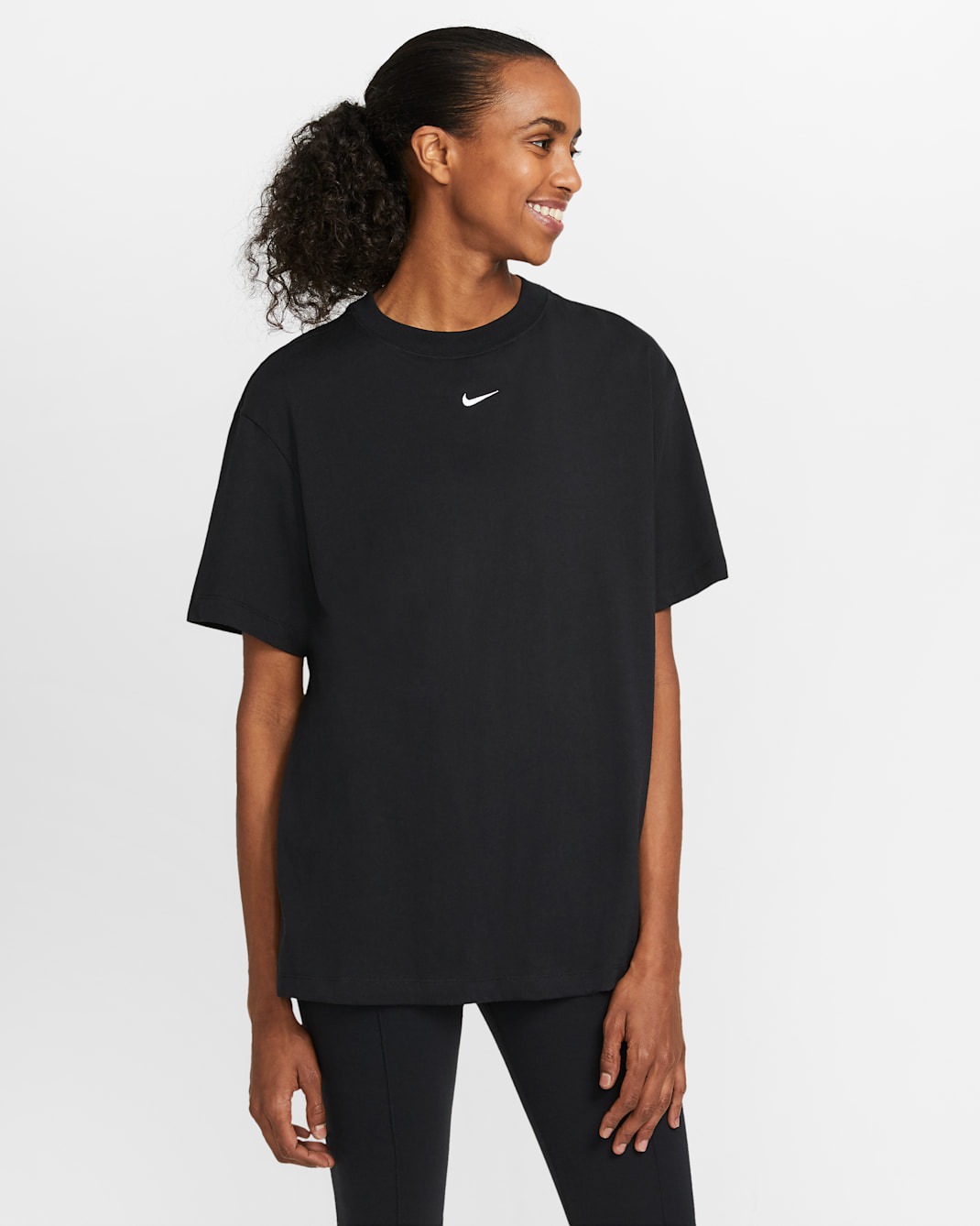 Футболка Nike Sportswear Essential DH4256-010, черный — фото 3