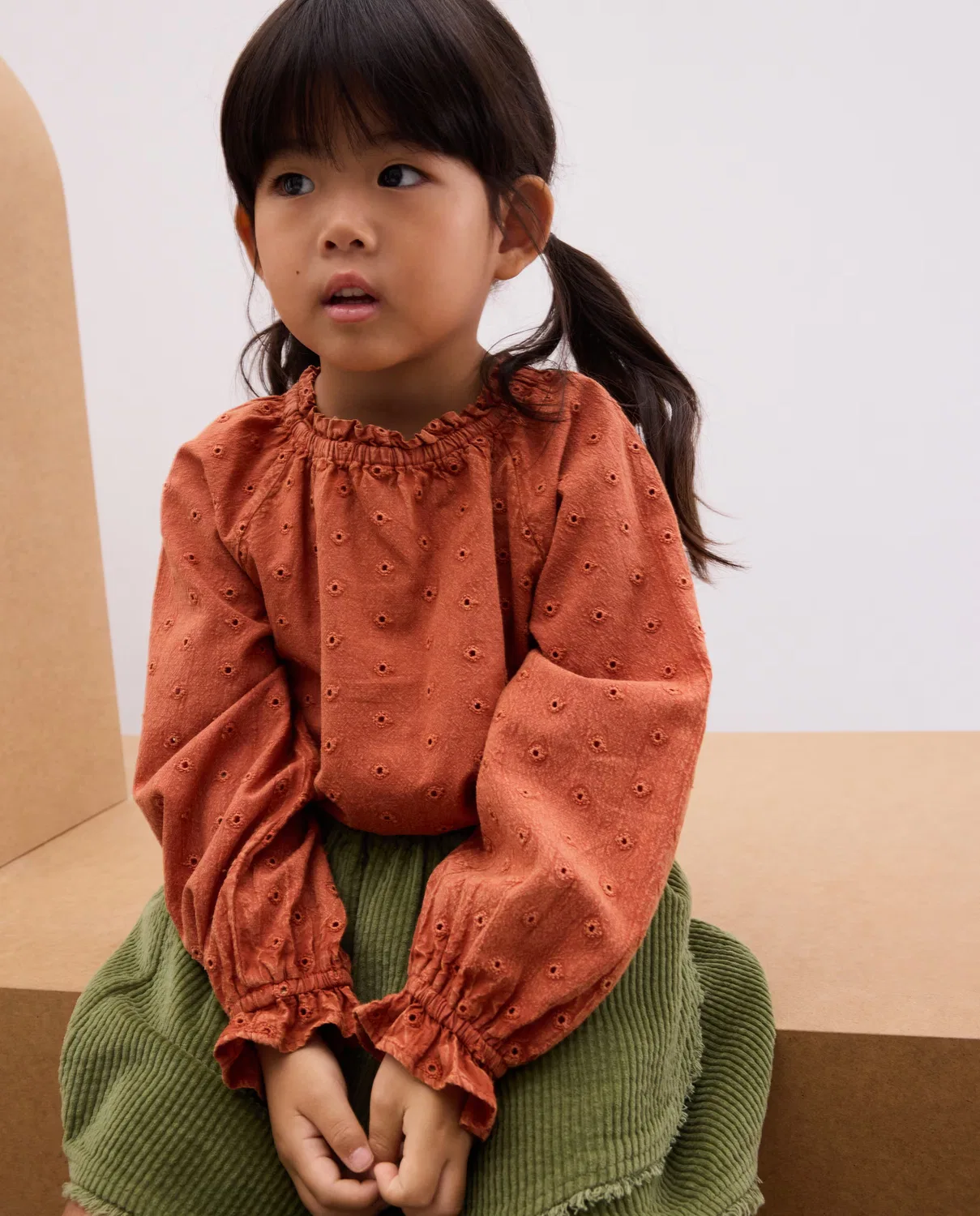 Детская блузка с длинным рукавом, Fantasía Romántica All Over Embroidery, Kids El Corte Inglés, коричневый