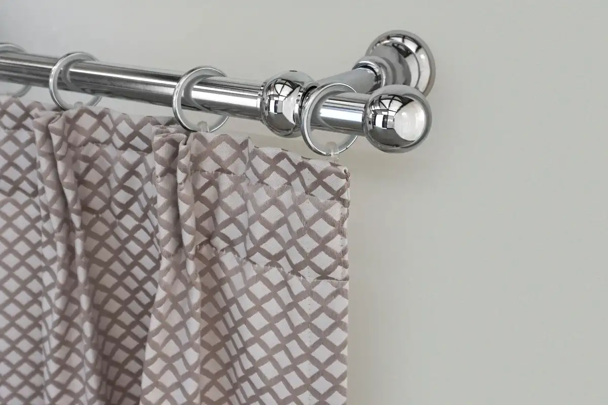 

Карниз для штор GARESA "ANDREA", 1 направляющая, желаемая длина, комплект для штор, выдвижной, концевая кнопка шаровая короткая, с кольцами 120 см, Ø 20 мм, цвет chromfarben