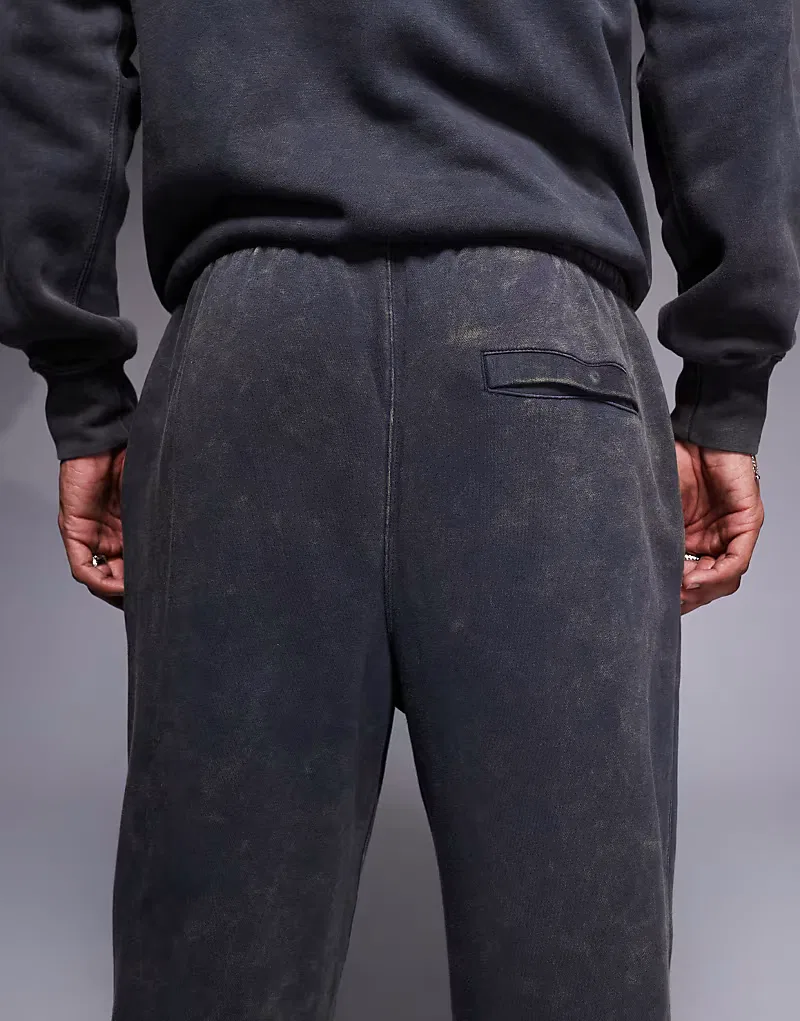 Спортивные брюки Nike Club Wash с манжетами, темно-серые — фото 4