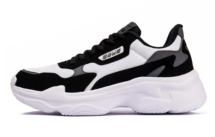 

Erke Антискользящие износостойкие низкие беговые кроссовки мужские Jet Black/Carbon Gray, цвет Jet Black/Carbon Gray