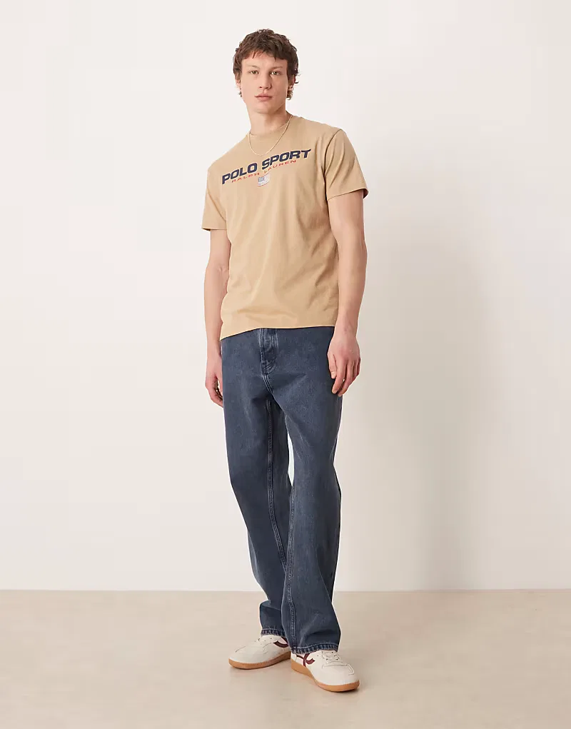 Футболка Polo Ralph Lauren Sport с принтом в виде флага на груди классический крой, хаки — фото 2