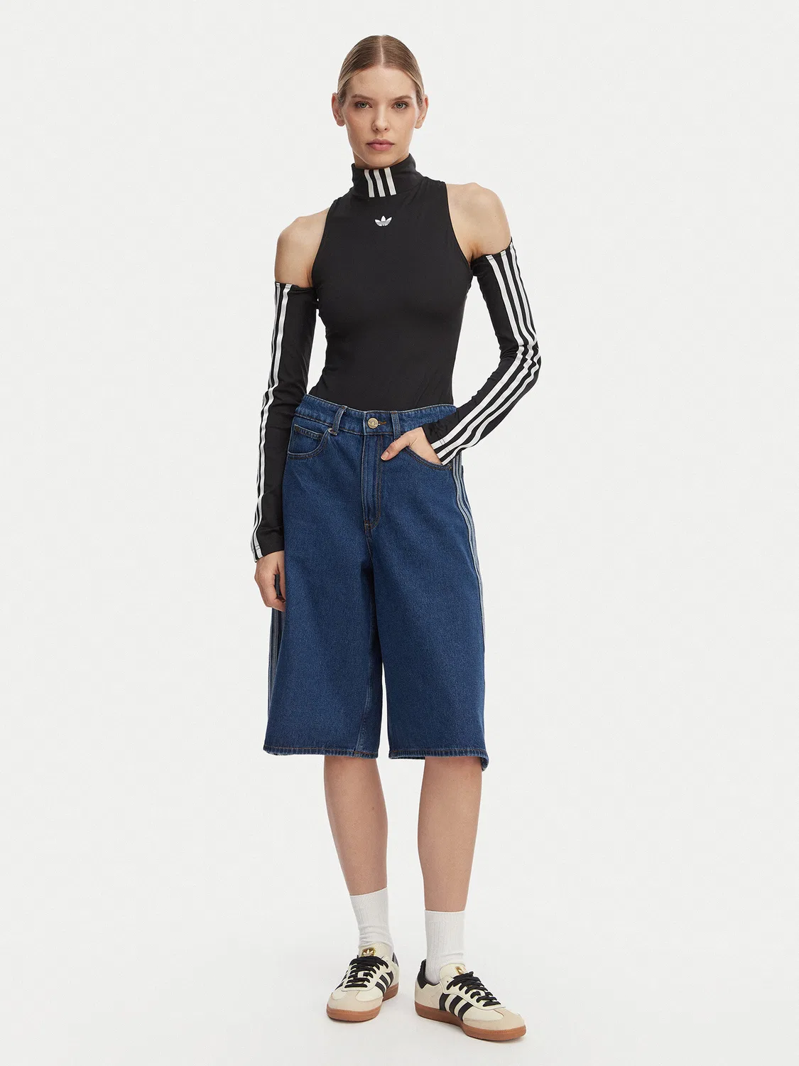 Женские джинсовые шорты оверсайз Firebird Jorts Adidas, синий — фото 2
