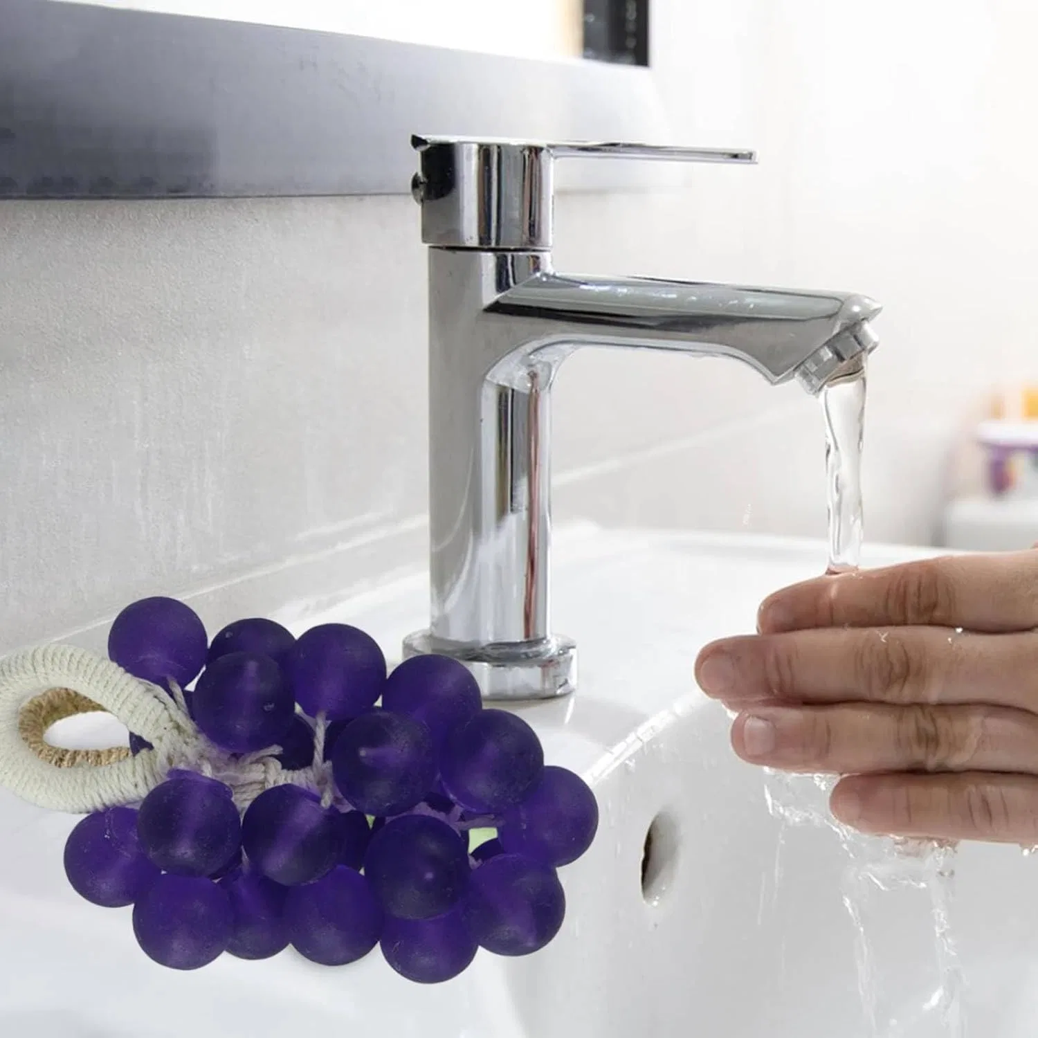 Мыло ручной работы Grape Soap, 110 г, Фиолетовый Generisch — фото 4
