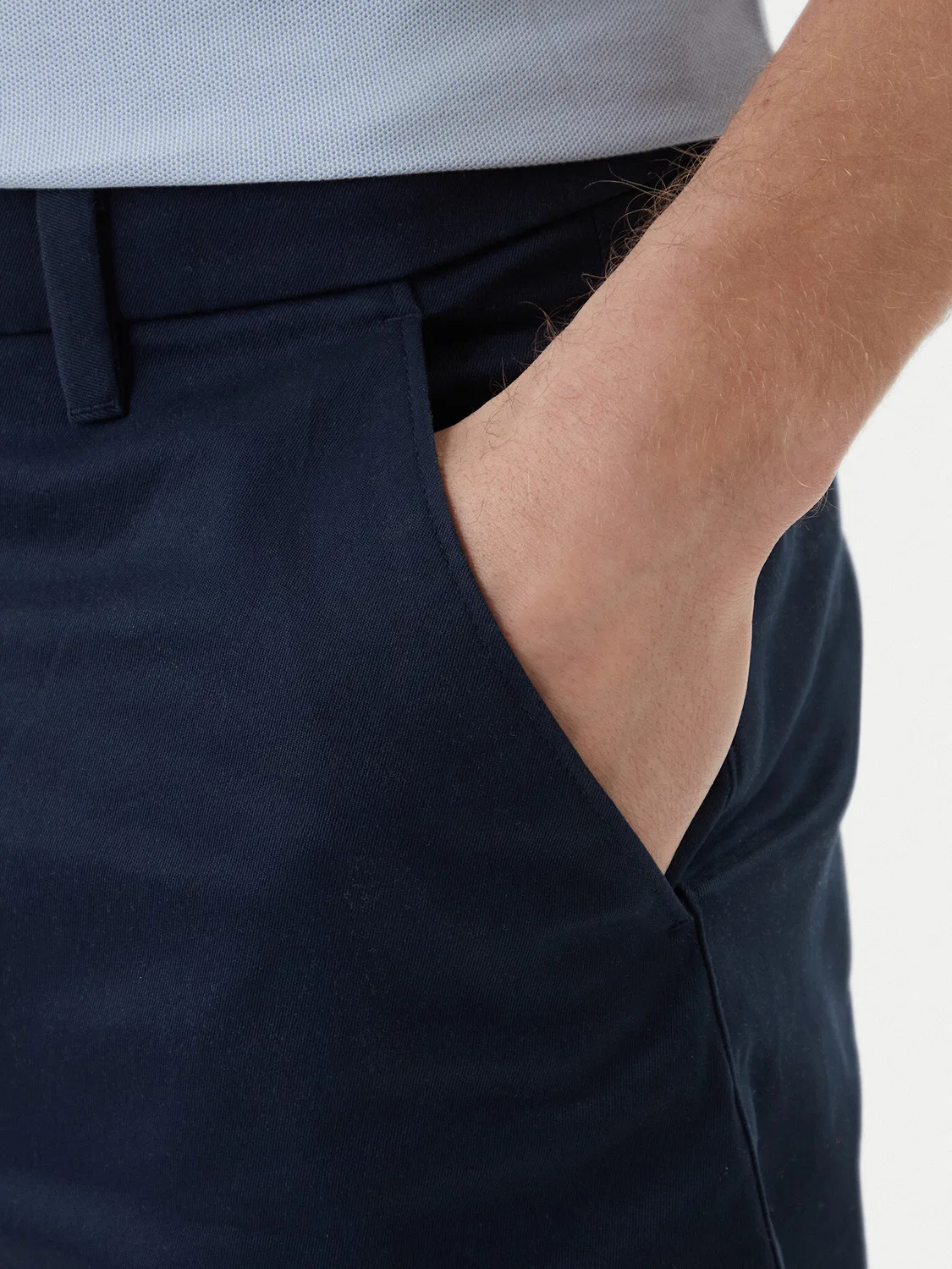Мужские тканевые шорты стандартного кроя Calvin Klein, темно-синий — фото 4