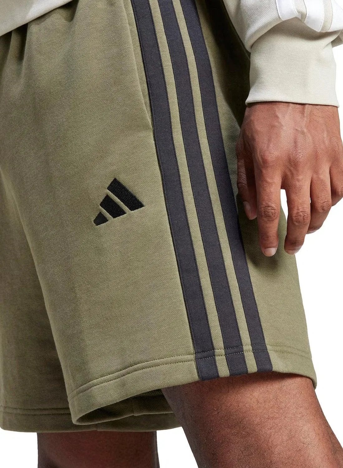 Шорты из футера с тремя полосками Essentials Adidas, оливковый — фото 3