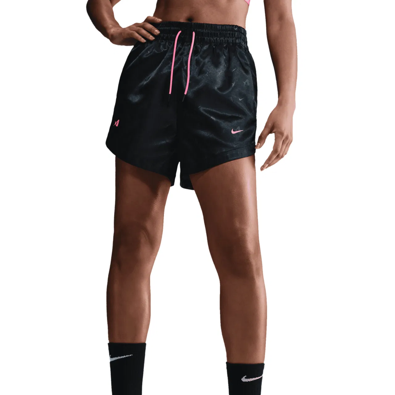 Женские шорты Aja Dri-FIT Signature Nike, цвет Black/Laser Pink — фото 3