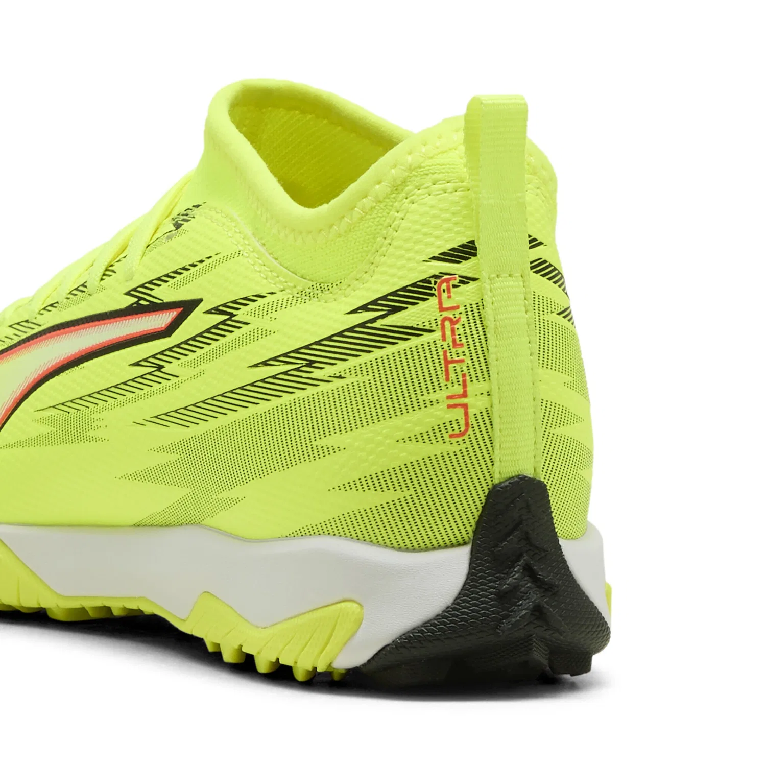 Детские футбольные бутсы с обновленным верхом PUMA, Yellow Alert/Black/Glowing Red/Lime Squeeze — фото 2