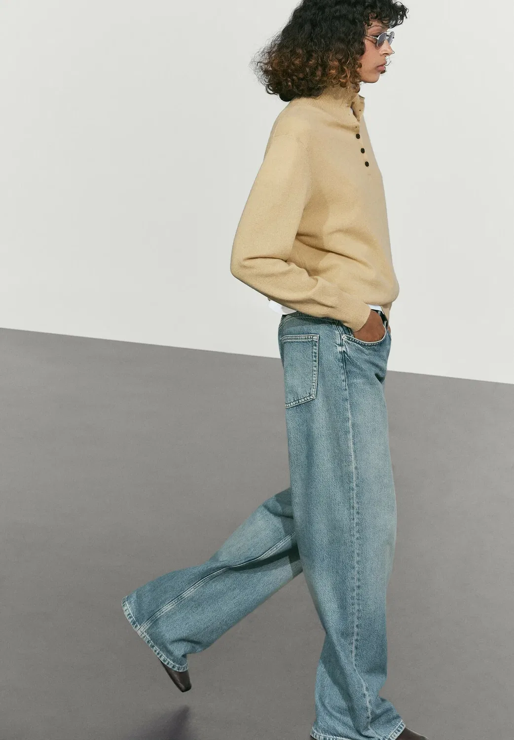 Вязаный свитер с высоким воротником и пуговицами Massimo Dutti, Camel — фото 3