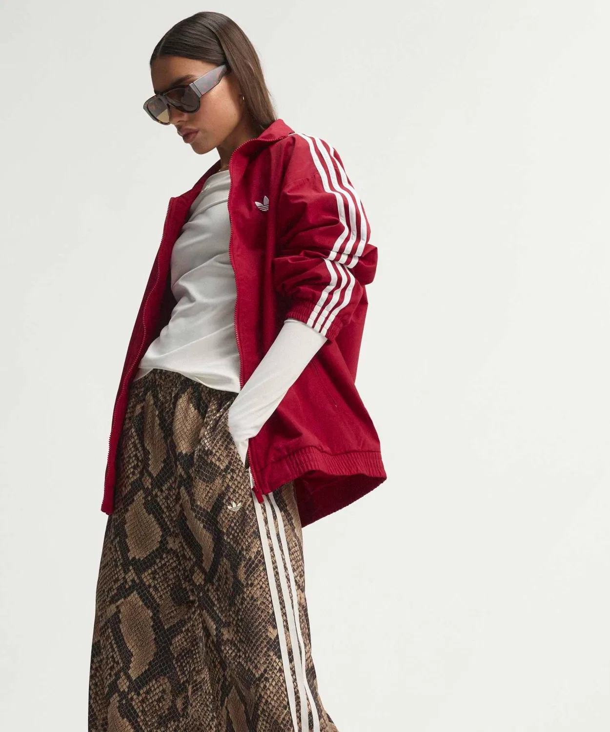 Женские спортивные брюки свободного кроя с принтом Satin Snake Print Wide Leg Track Pants Adidas, Beige — фото 2