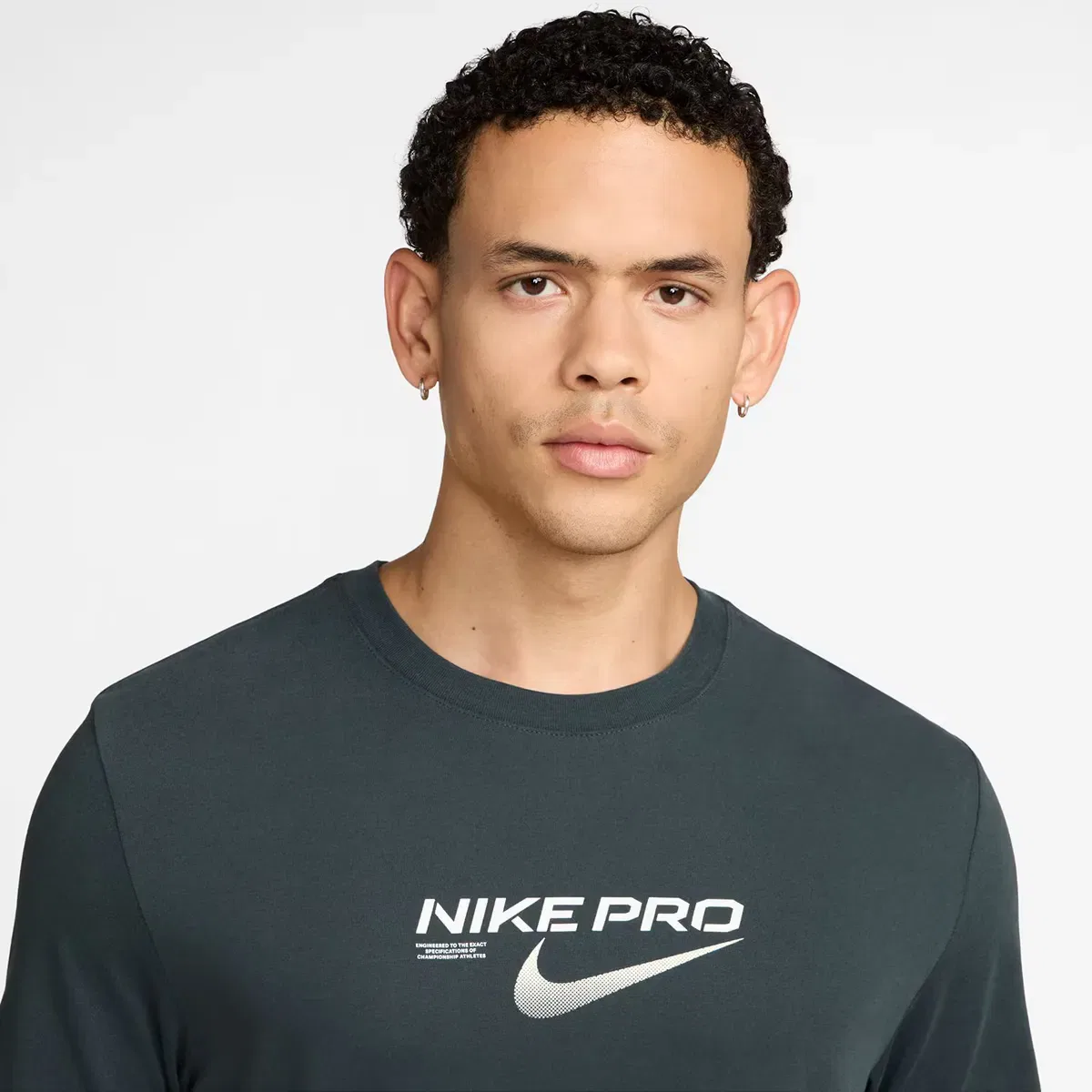 Мужская футболка с технологией Dri-FIT Nike, Verde — фото 3
