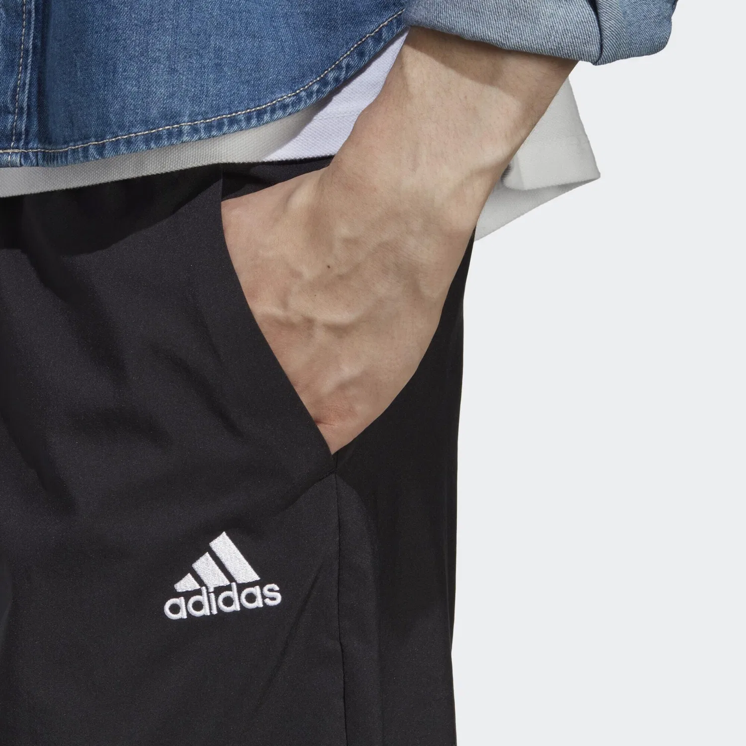 Мужские шорты с AEROREADY AEROREADY Essentials Chelsea Small Logo Shorts Adidas, Schwarz — фото 4