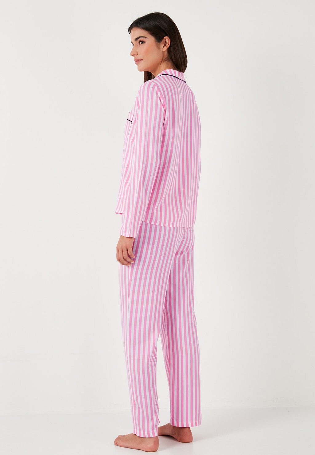 

Комплект ночного белья REGULAR FIT SET LELA, розовый